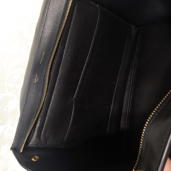 Celine Croc Embossed Medium Trapeze - Picture 14 of 16